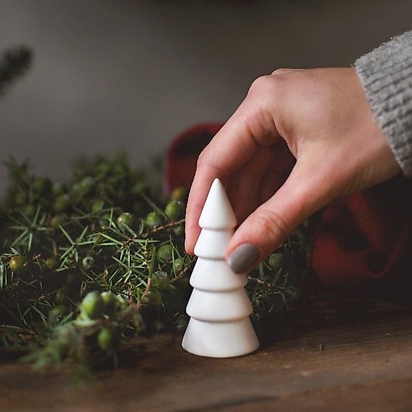 Storefactory Dekoobjekt Weihnachtsbaum Granskog in weiß günstig online kaufen