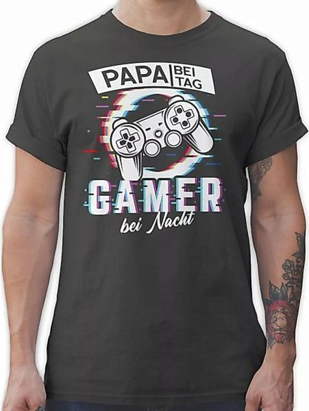 Shirtracer T-Shirt Papa bei Tag - Gamer bei Nacht - Glitch Vatertag Geschen günstig online kaufen