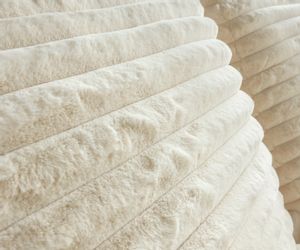 DELIFE Bettgestell Dream-Well, Plüsch-Cord Beige 120x200 günstig online kaufen