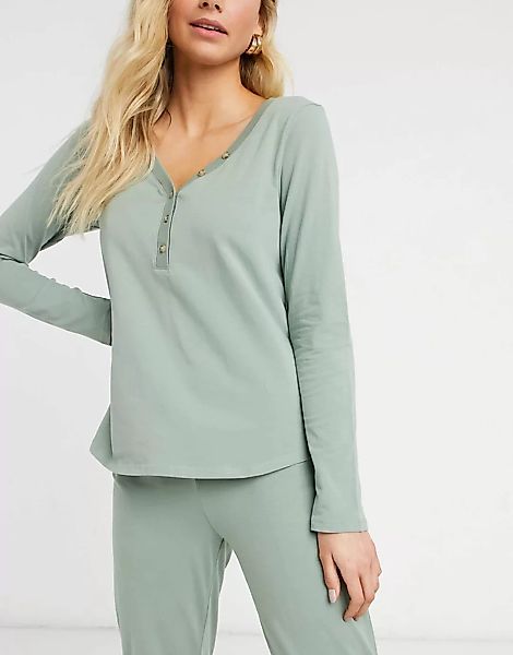 Lindex – Astrid – Pyjamaoberteil aus Bio-Baumwolle in Staubgrün mit Knopfle günstig online kaufen