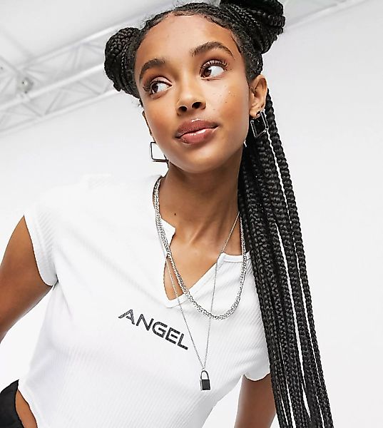 One Above Another – Kurzes, geripptes T-Shirt mit Cutout-Ausschnitt & Angel günstig online kaufen