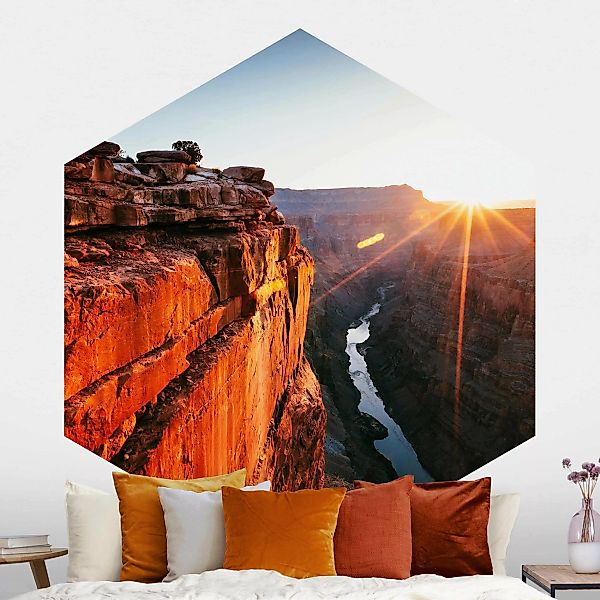 Hexagon Fototapete selbstklebend Sonne im Grand Canyon günstig online kaufen