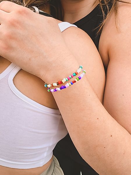 Diy-armbänder Mit Bunten Perlen "The Bestie Bracelets" günstig online kaufen