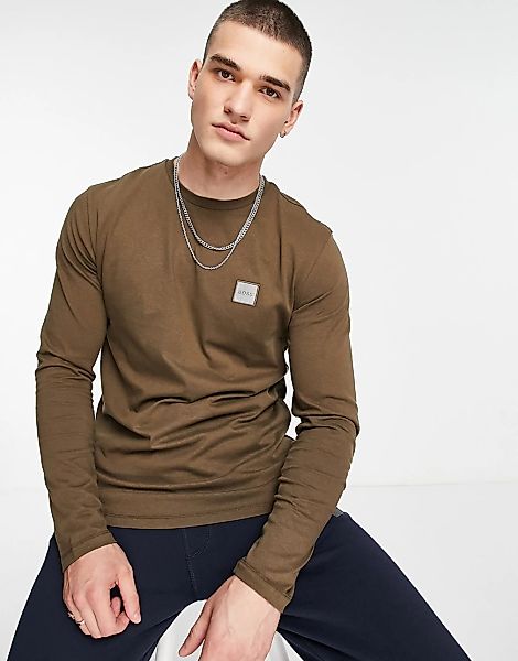 BOSS – Tacks – Langärmliges Shirt in Khaki-Grün günstig online kaufen