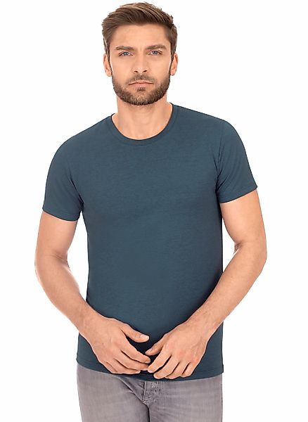 Trigema T-Shirt "TRIGEMA Slim Fit T-Shirt aus DELUXE Baumwolle", 1 Stk. günstig online kaufen