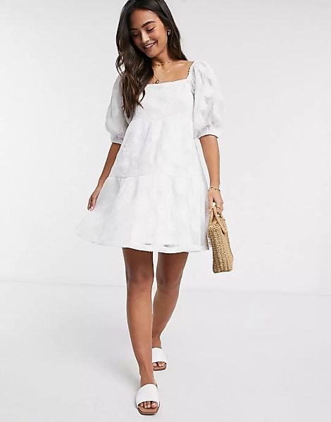 ASOS DESIGN – Weißes Minikleid im Hänger-Stil mit Stickerei und Spitzenverz günstig online kaufen