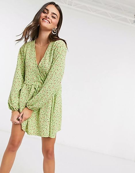 ASOS DESIGN – Grünes Oversize-Hängerkleid in Minilänge mit Wickeldesign und günstig online kaufen
