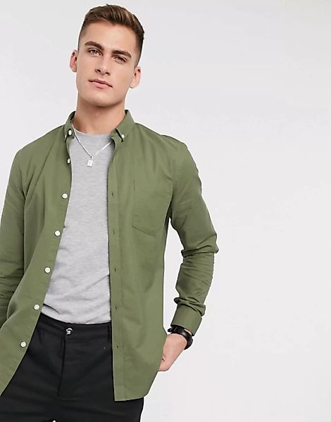 New Look – Langärmliges Oxford-Hemd aus Bio-Baumwolle in Khaki-Grün günstig online kaufen