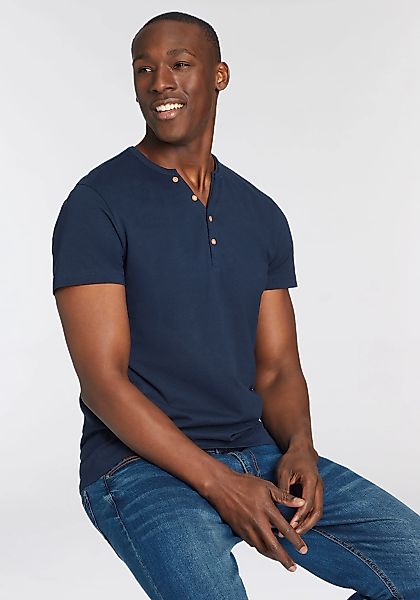 Bruno Banani T-Shirt Mit geknöpften V-Ausschnitt günstig online kaufen