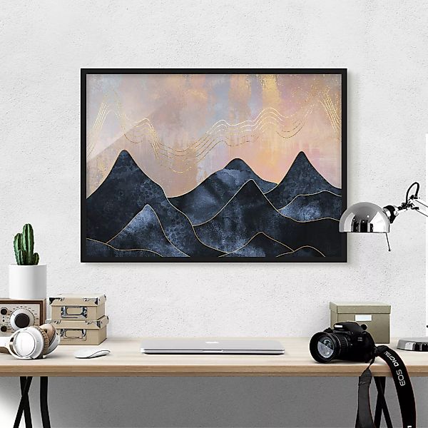 Bild mit Rahmen Abstrakt - Querformat Goldene Dämmerung über Gebirge günstig online kaufen