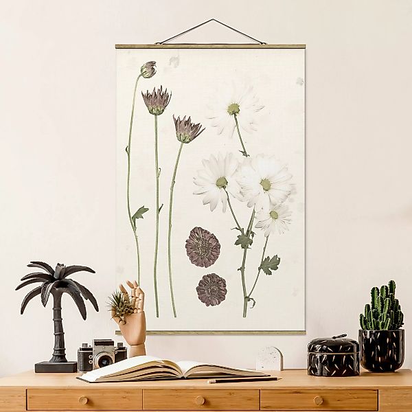 Stoffbild Blumen mit Posterleisten - Hochformat Herbarium in rosa IV günstig online kaufen