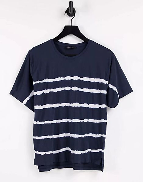 Only – Sally – T-Shirt mit Batikmuster-Marineblau günstig online kaufen