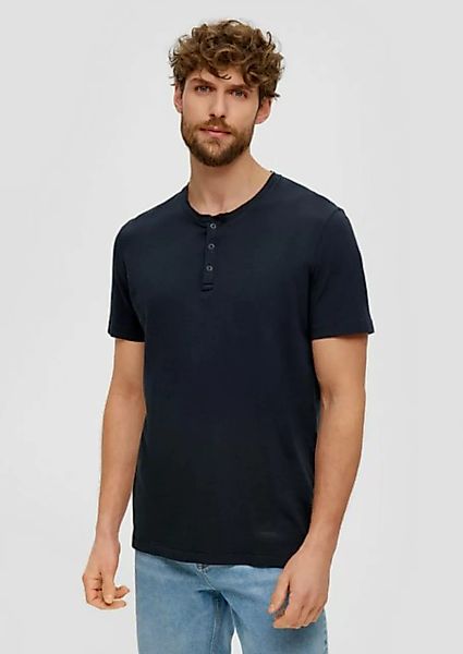 s.Oliver Kurzarmshirt T-Shirt mit Henleyausschnitt Label-Patch günstig online kaufen