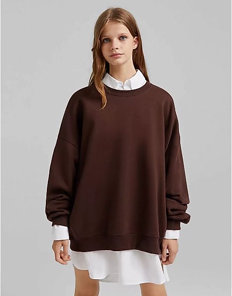 Bershka – Sweatshirt mit Super-Oversize-Passform in Braun günstig online kaufen